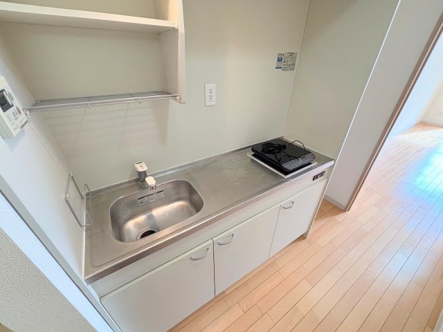 アーバンエース西中島パルのキッチン