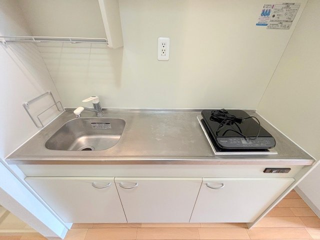 アーバンエース西中島パルのキッチン