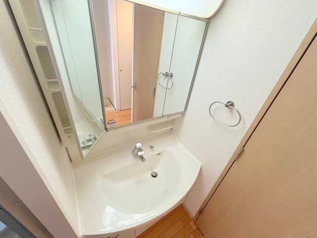 アーバンエース西中島パルの洗面所