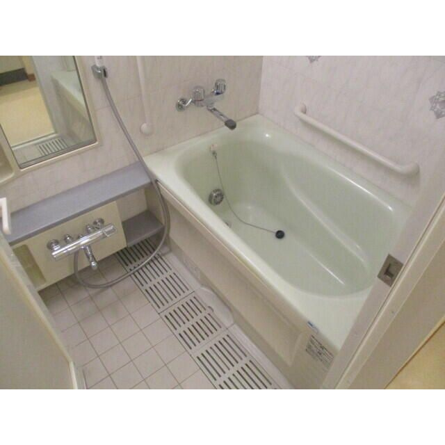 オークコートの浴室