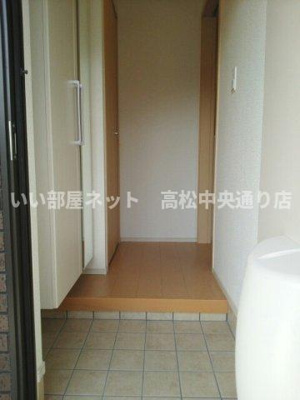 【玄関】 | ブルー　アイランド川津Ⅰ