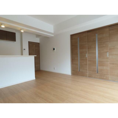 【居間・リビング】 | ルファール中井 | 即日案内可能です♪現地待ち合わせOK！どの物件でも当社でお得にご案内できますのでまとめて内覧ください♪