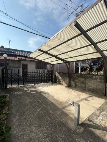 和泉市太町戸建の駐車場|駐車場スペース