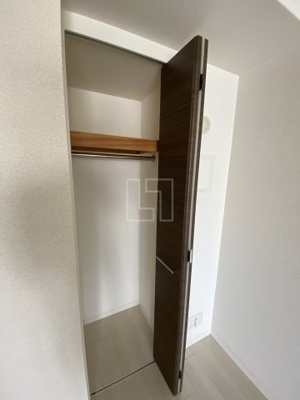 【収納】 | プレサンス堺筋本町フィリア | プレサンス堺筋本町フィリア　クローゼット