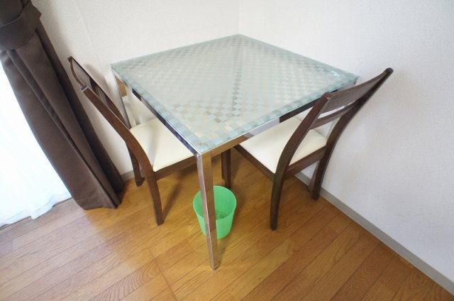 スカイコート高輪の設備|テーブル・チェア