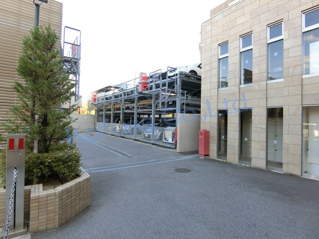 【駐車場】 | エルグレース須磨妙法寺川公園ステーションコート