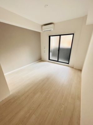 【居間・リビング】 | リヴィアス北大阪BREZZA | こちらの居間で趣味の時間をお楽しみください