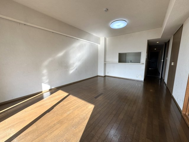 エステ・コート北柏参番館の居間・リビング|リビング