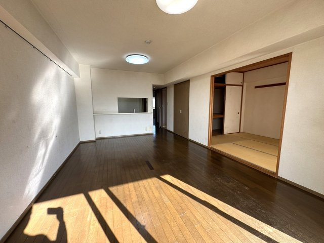 エステ・コート北柏参番館の居間・リビング|リビング