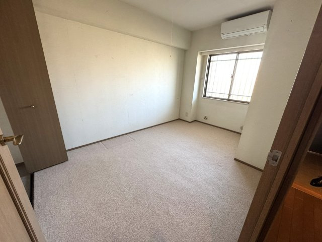 エステ・コート北柏参番館の洋室|約6.0帖の洋室