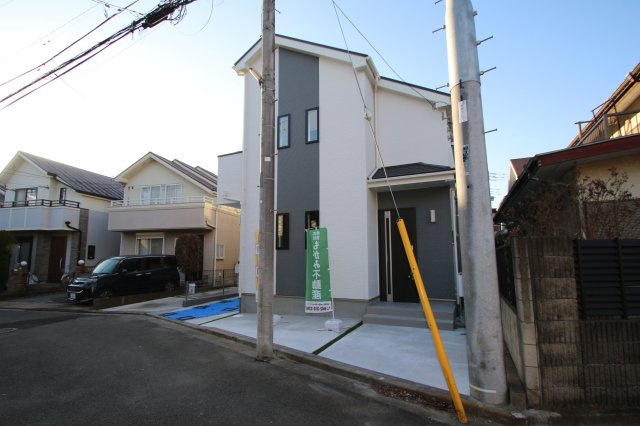 【Heartfull Town】小平大沼町４丁目779番の外観|ロフトが完備されており、季節物の家電やスーツケースなどをすっきり収納できます♪

