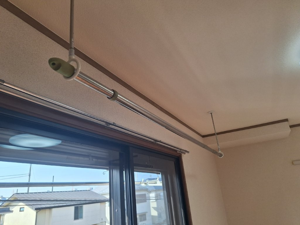 サンハイツ下北沢のその他|★室内物干フック★