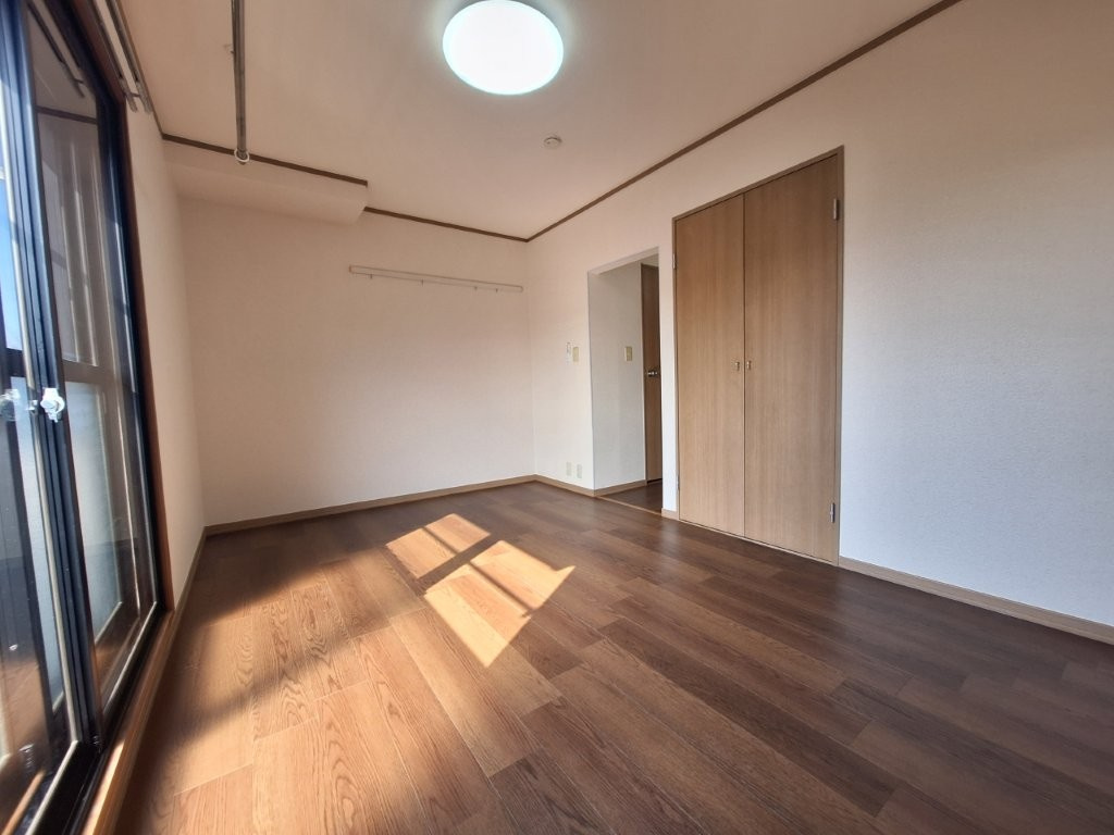 サンハイツ下北沢の居間・リビング|洋室７帖