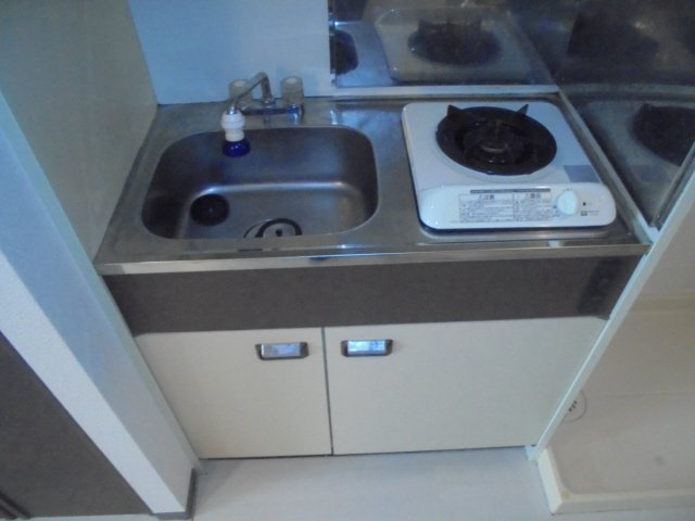 平成大日ハイツのキッチン
