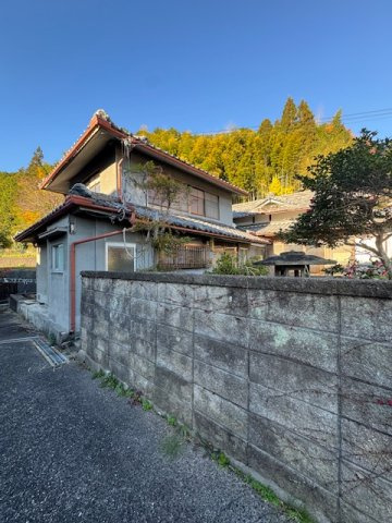 宇陀市菟田野岩崎　中古戸建の外観|季節によって変わる風景(^^)/