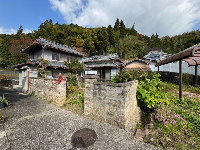 宇陀市菟田野岩崎　中古戸建の外観