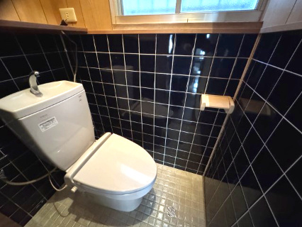 泉南市新家　中古住宅のトイレ|トイレ入替（H12年頃）