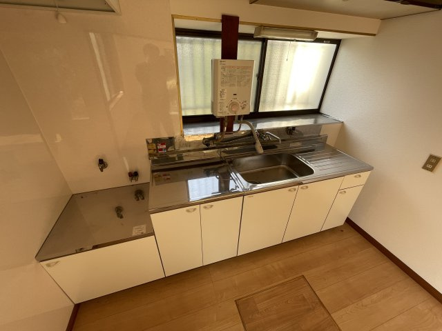 清名幸谷1418-37中古戸建のキッチン