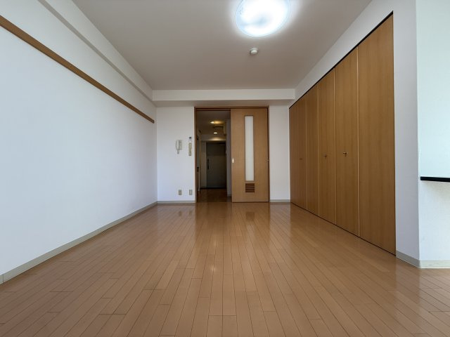 ラフィネ豊中南の居間・リビング