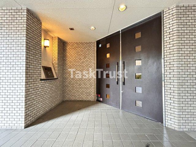 【エントランス】 | アップルガーデンコート城東