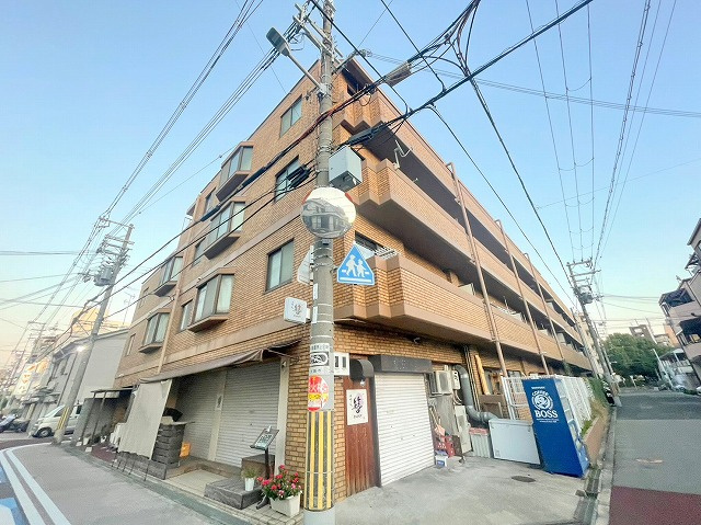 クリアコートU Pt.2の外観