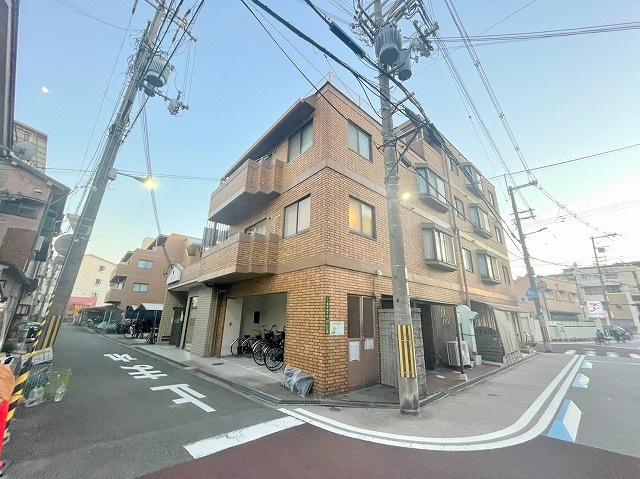 クリアコートU Pt.2の外観