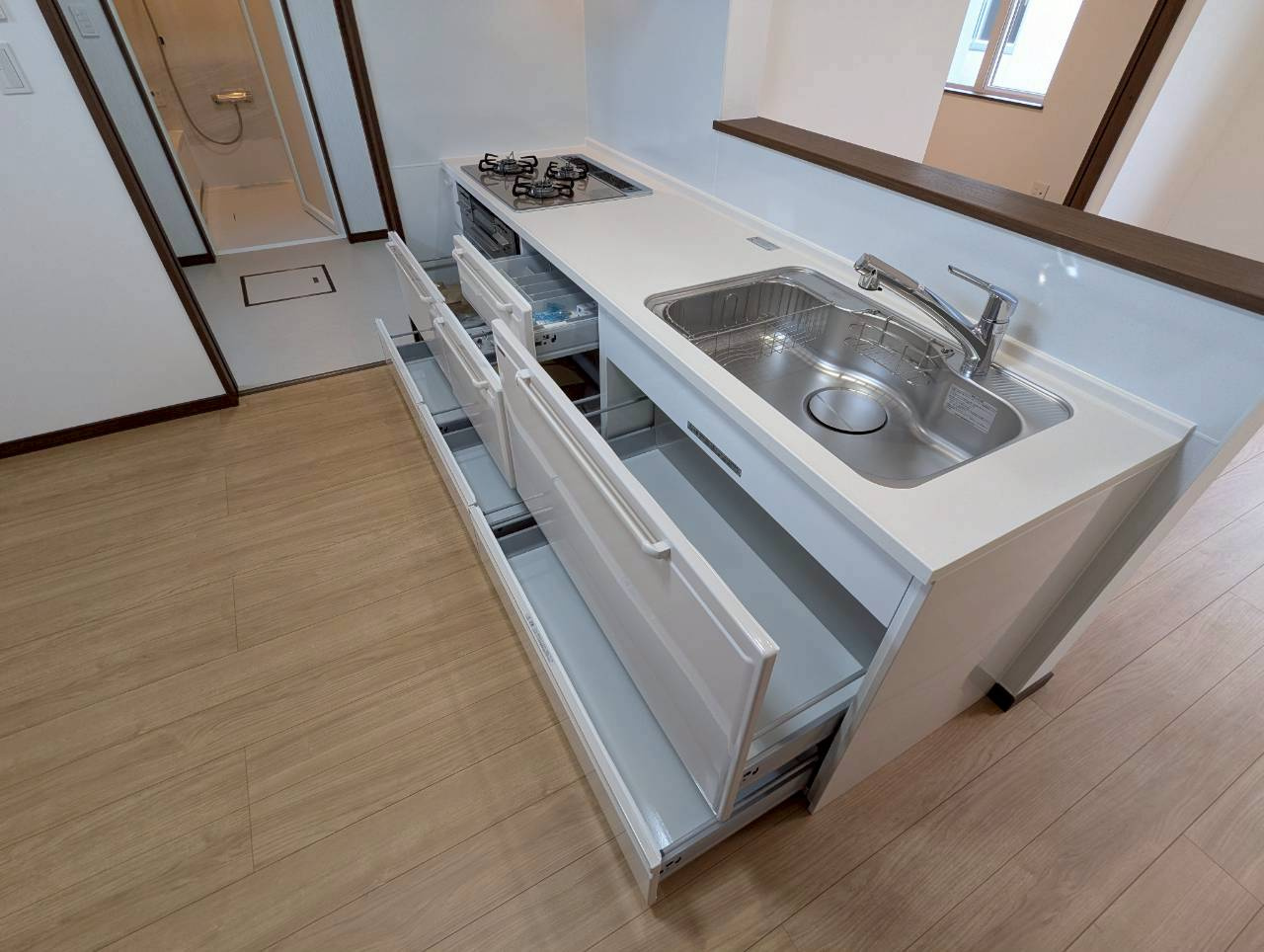 釧路町若葉4丁目　リフォーム済中古住宅のキッチン