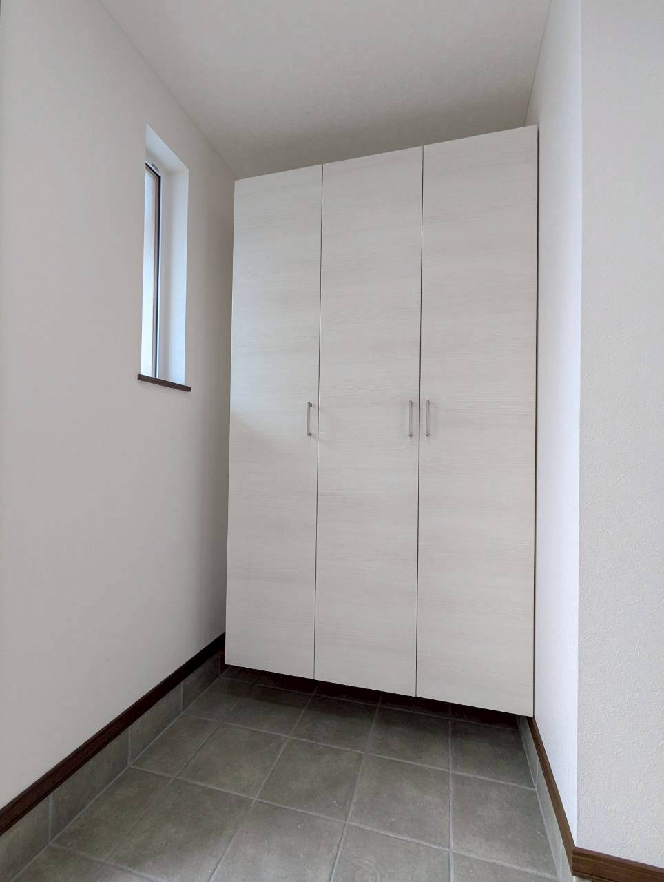 釧路町若葉4丁目　リフォーム済中古住宅の洋室