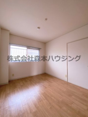 【洋室】 | 　ビューテラス畷A棟 | 明るい洋室です