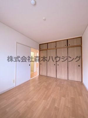 【洋室】 | 　ビューテラス畷A棟 | ゆったりした洋室です