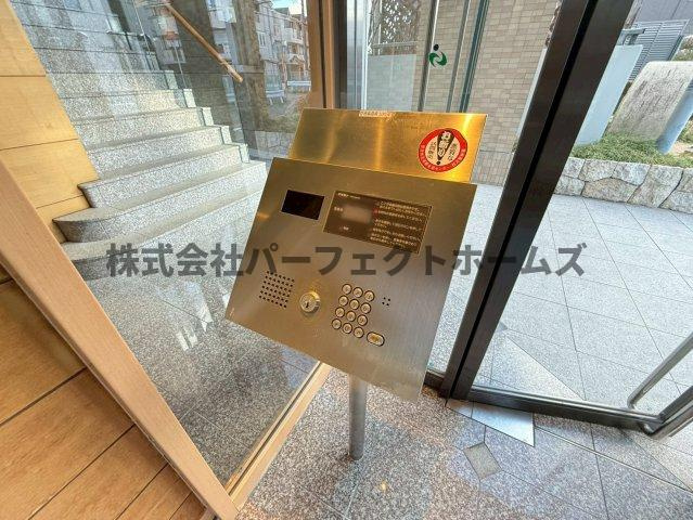 フィオレッタ枚方のロビー|落ち着いたロビーです