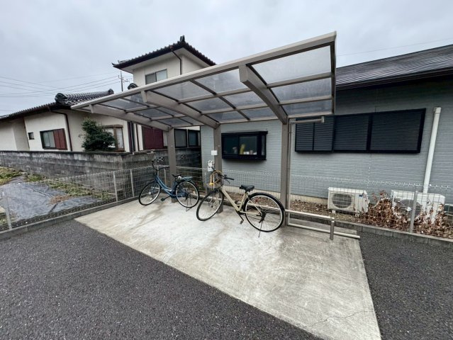 茨城県水戸市　一棟アパートの駐輪場