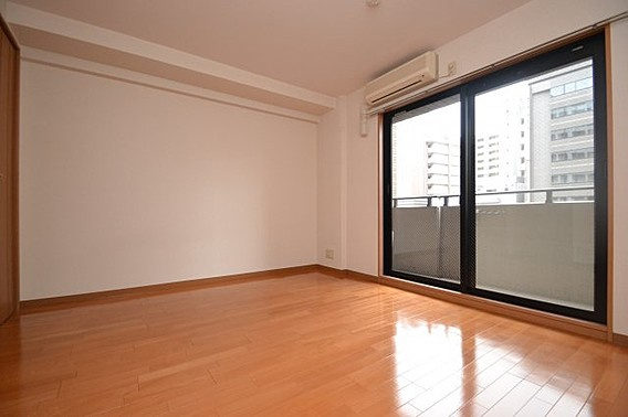 ラナップスクエア三宮プライムの居間・リビング