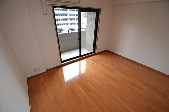 ラナップスクエア三宮プライムの居間・リビング