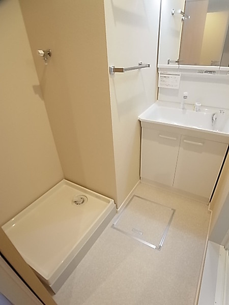 メゾンド深江の洗面所