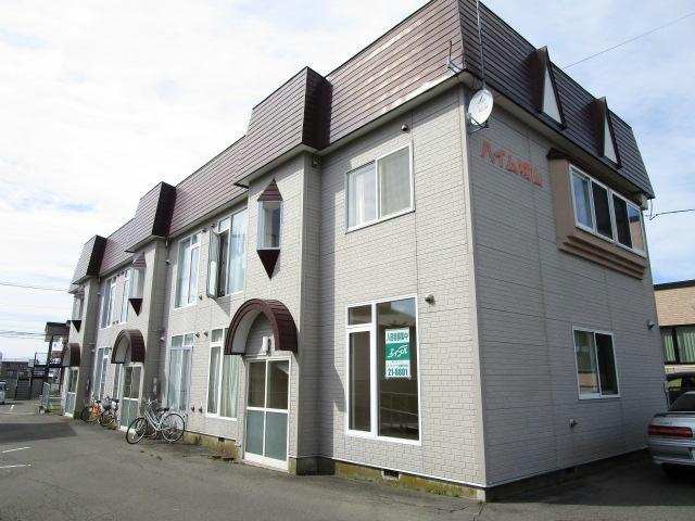 ハイム城山の外観