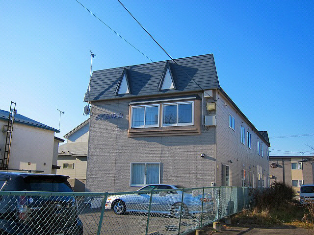 ハイム城山の外観