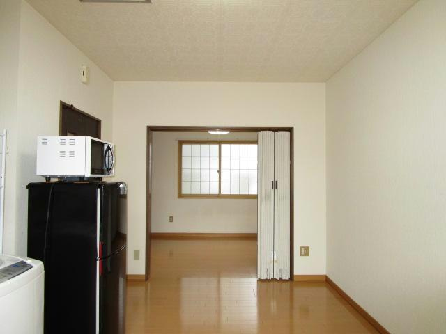 ハイム城山の居間・リビング