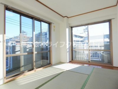 【その他】 | エトワール生沼 | ※横窓は無く洋室タイプです。