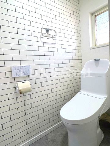 【トイレ】 | 売主/フラワーキャッスル上福岡 | トイレ／温水洗浄付き／新規交換