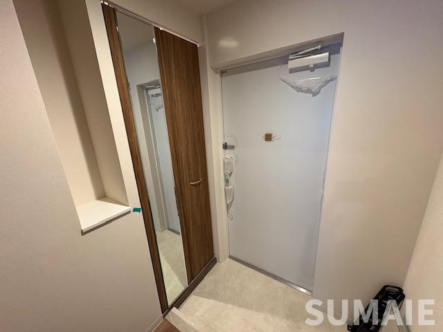 クラウンマンション椿の玄関|姿鏡付き☆