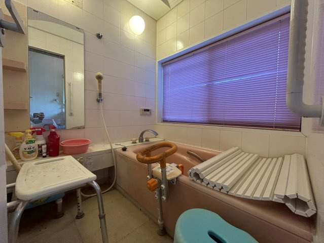 常陸大宮市東野　中古戸建の浴室