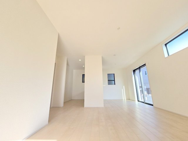 青梅市野上町1丁目全２棟　新築分譲の居間・リビング