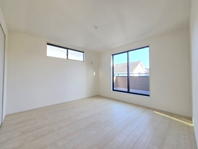 青梅市野上町1丁目全２棟　新築分譲の洋室