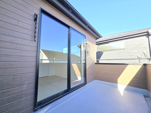 青梅市野上町1丁目全２棟　新築分譲のバルコニー