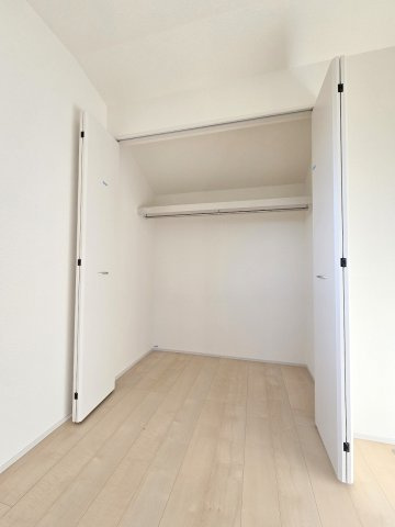 青梅市野上町1丁目全２棟　新築分譲の収納