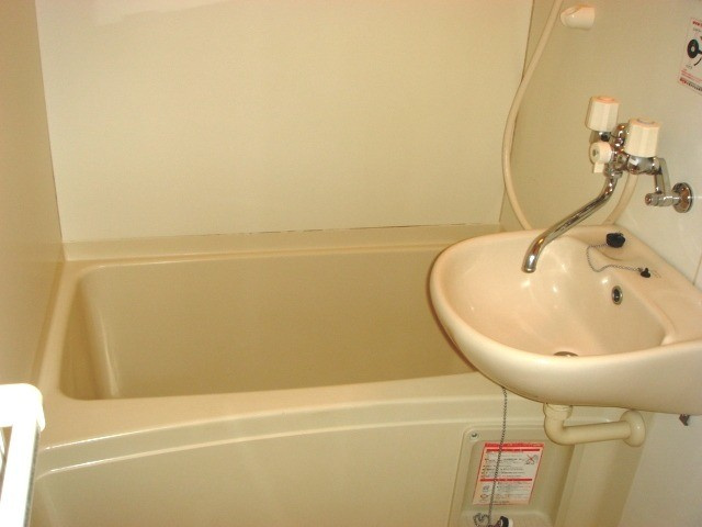 石崎コーポⅠの浴室