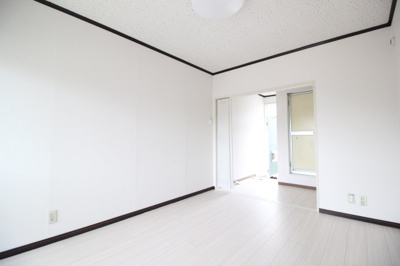 【居間・リビング】 | ラポールすすき