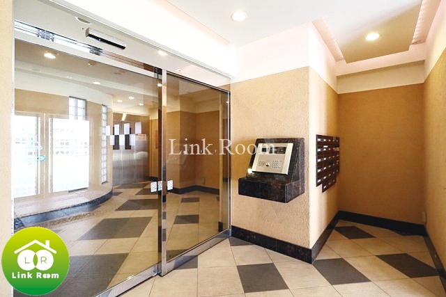 プレスタイル門前仲町のエントランス