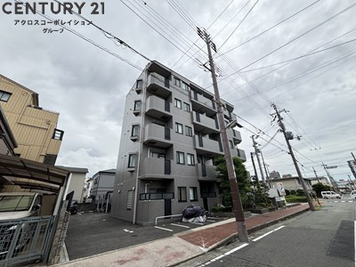宅配ボックス付きで不在時にも便利！